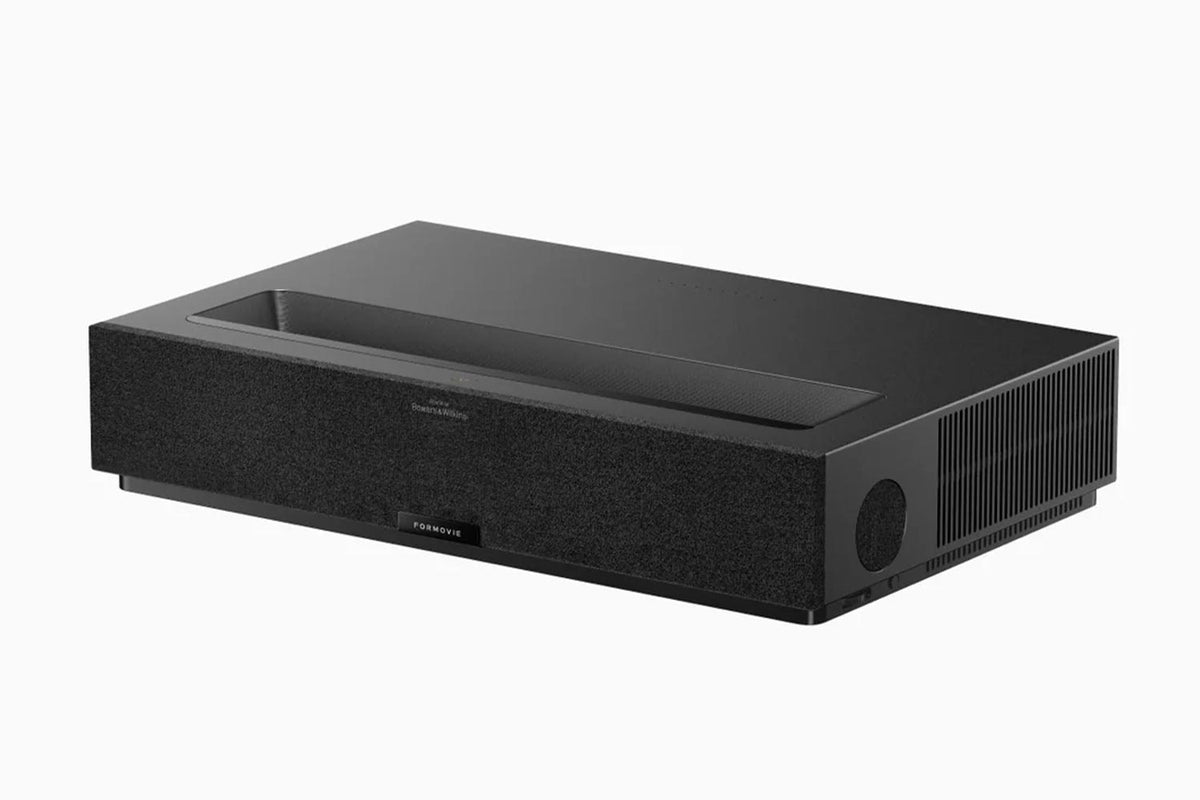 Ultrakurzdistanz-Projektor Formovie Theater Premium 4K RGB+ Laser TV mit 2.200 ISO-Lumen, sehr geringem Projektionsverhältnis 0,21:1 und motorisiertem Fokus